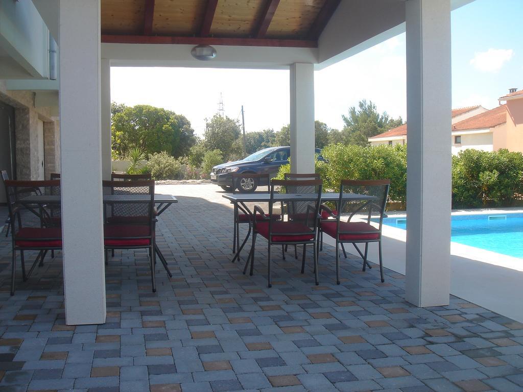 Villa Laurus Kožino Buitenkant foto