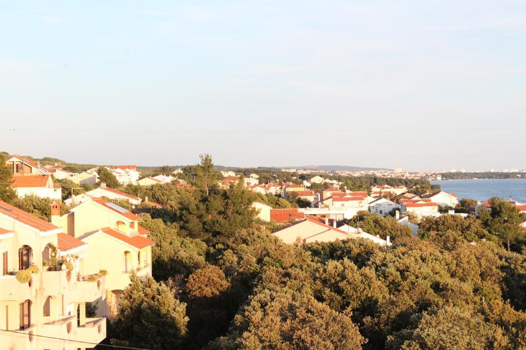 Villa Laurus Kožino Buitenkant foto